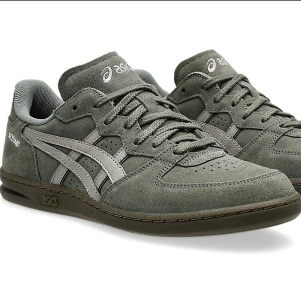Asics Gray Sneakers Classic Low-Top Design